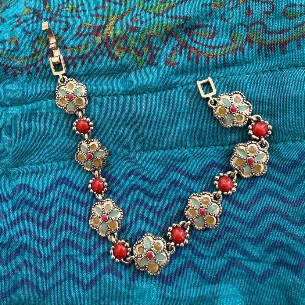 Vintage Liz Claiborne Floral Link-Design Victorian-Style In Gold-tone Bracelet